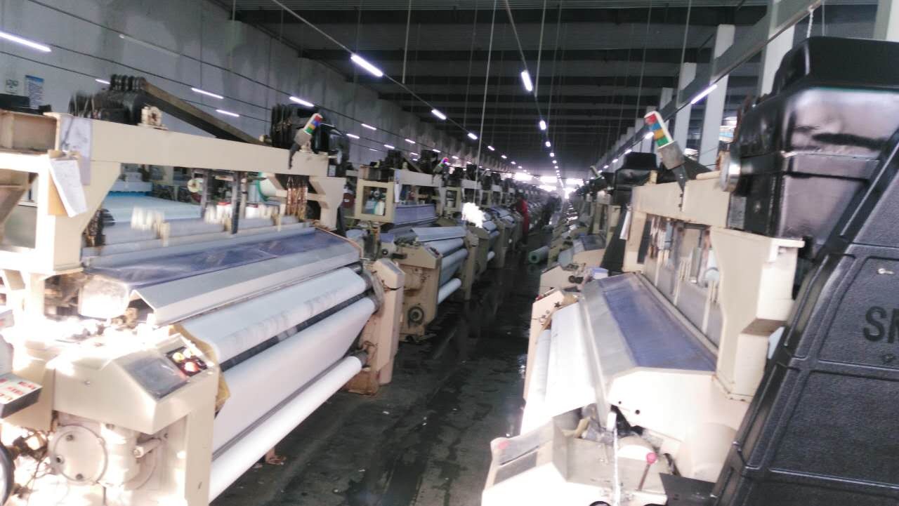 喷水挡车.jpg 喷水挡车.jpg